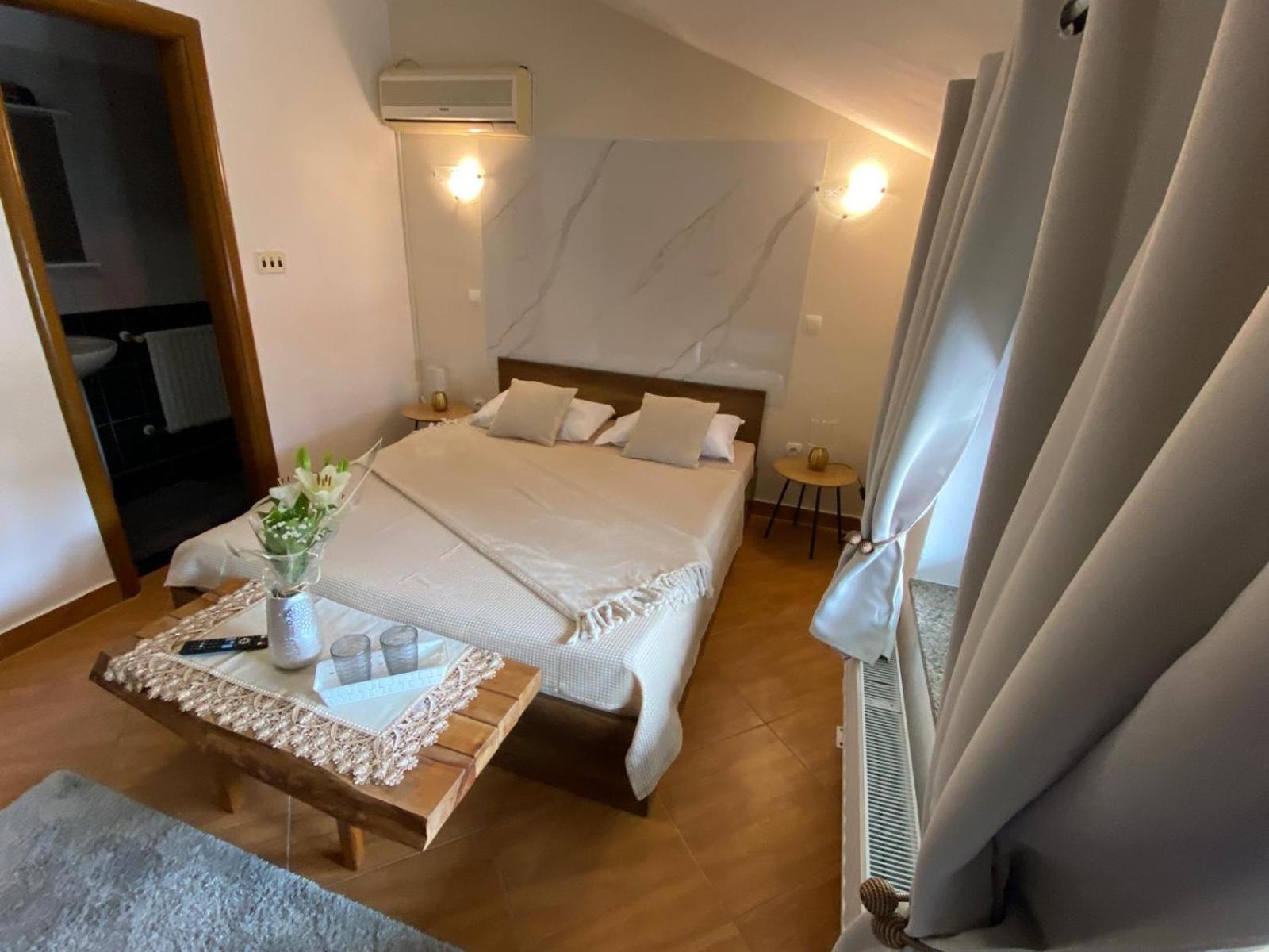 Hostel Mornar Velika Kladusa Exterior foto